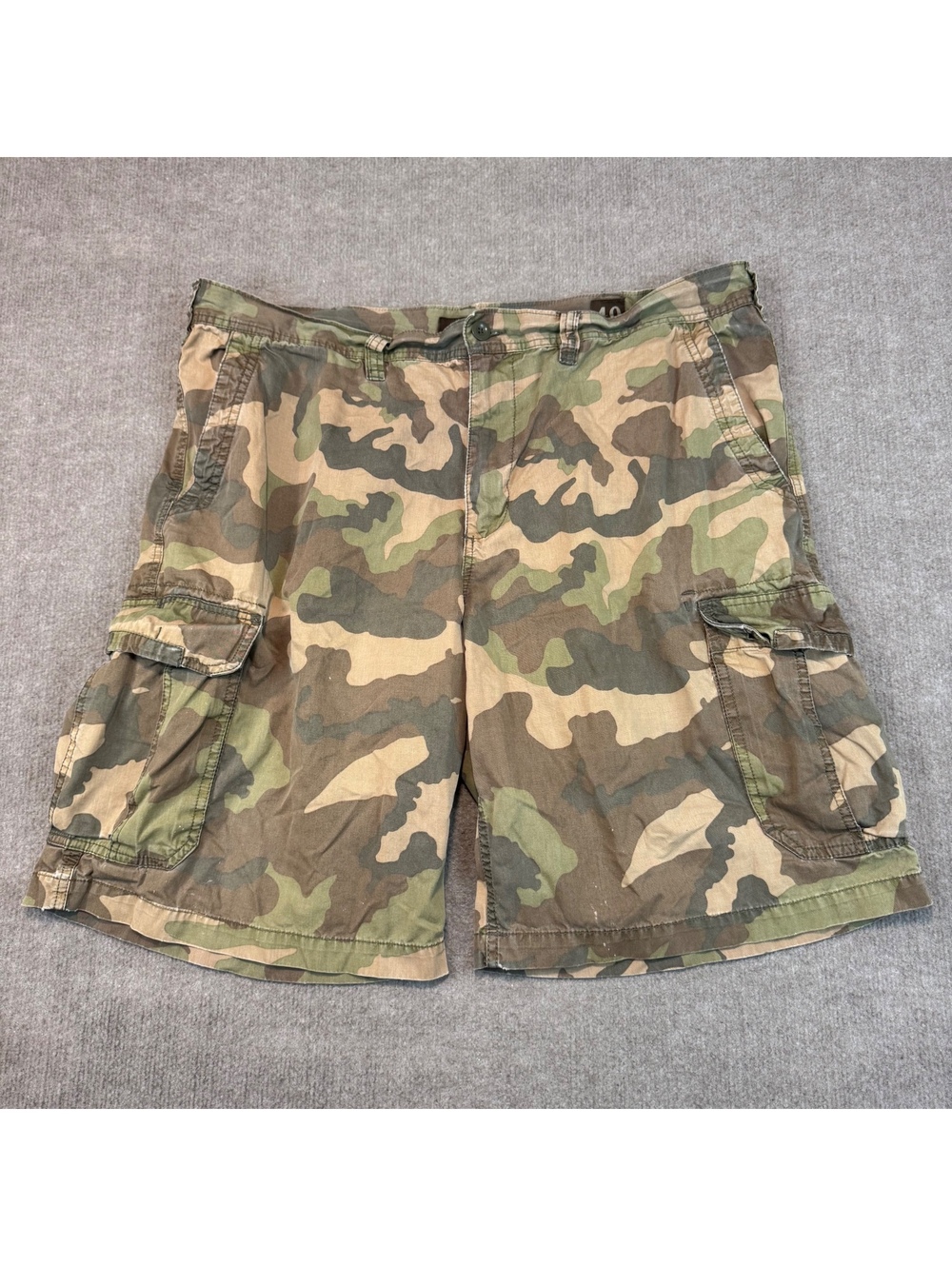 Vintage Y2K Old Navy Camo Cargo Shorts Mens 40 Casual Grunge Retro Gorp 2007